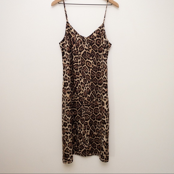 Equipment Femme Jules Leopard Print Slip Dress - Picture 4 of 13